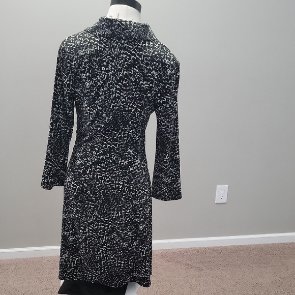 Laundry Printed Faux Wrap Dress - Picture 4 of 6